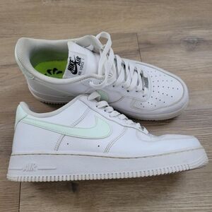 Nike Air Force 1 Sneakers